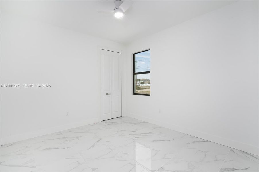 Spacious, unfurnished interior of a new home in , Lehigh Acres (Image 23).