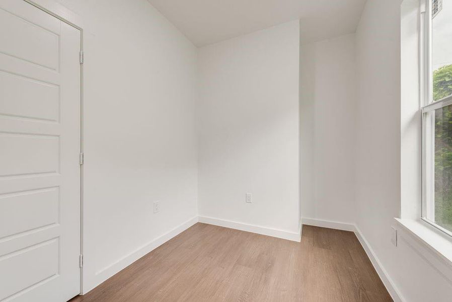 Spacious, unfurnished interior of a new home in , Dallas (Image 16). Spacious, unfurnished interior of a new home in , Dallas (Image 16).