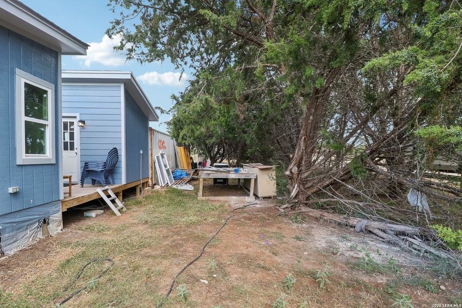 Exterior details and patio area of a home in , Bandera (Image 17).