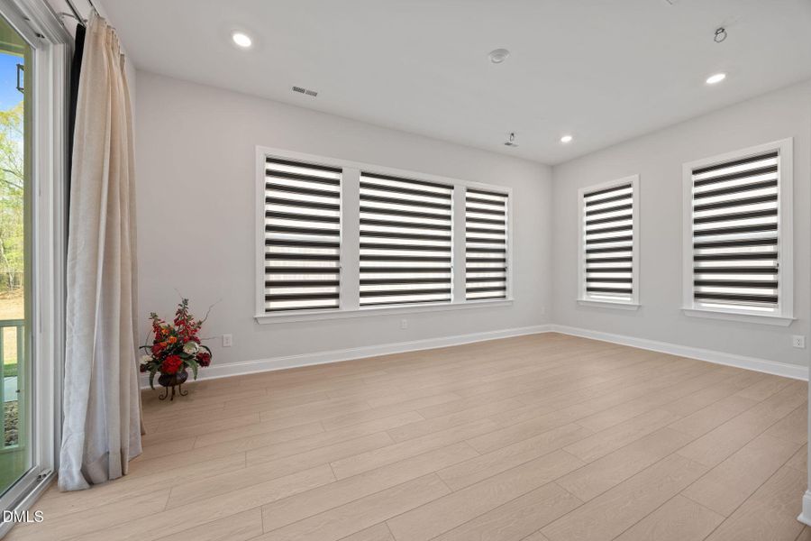 29-web-or-mls-IMG_1981 29-web-or-mls-IMG_1981