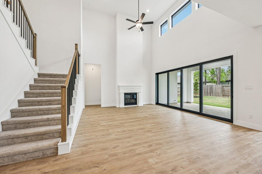 Spacious, unfurnished interior of a new home in Evergreen 60', Conroe (Image 23).