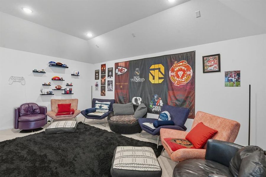 Furnished interior view inside a new home in Kreymer East, Wylie (Image 8).