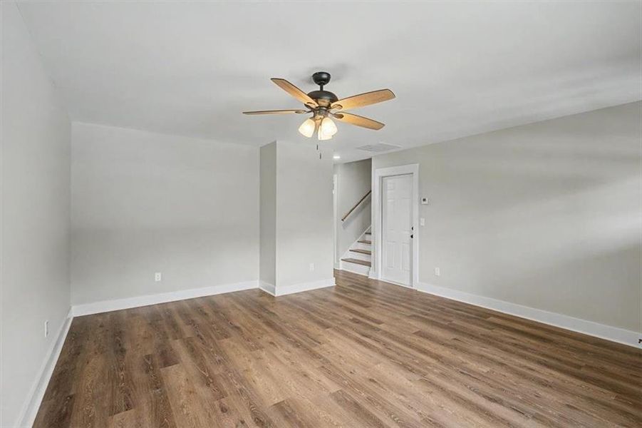 Spacious, unfurnished interior of a new home in , Emerson (Image 31).