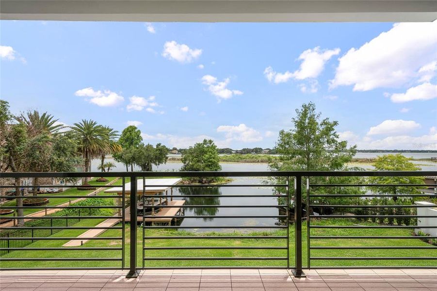 Community amenities in , Windermere (Image 78).