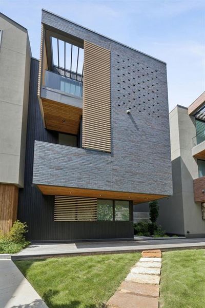 Front exterior of a new home in , Fort Worth, TX, highlighting curb appeal (Image 14).