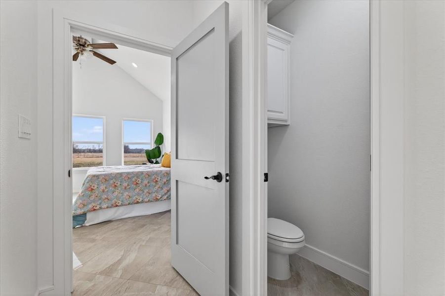 Furnished interior view inside a new home in , Celeste (Image 32).