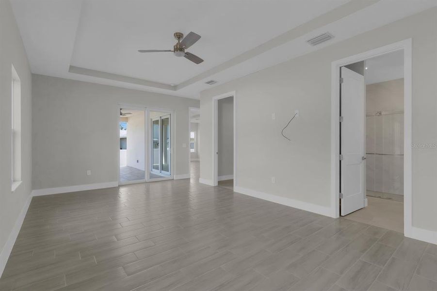 Spacious, unfurnished interior of a new home in , Palm Bay (Image 23). Spacious, unfurnished interior of a new home in , Palm Bay (Image 23).