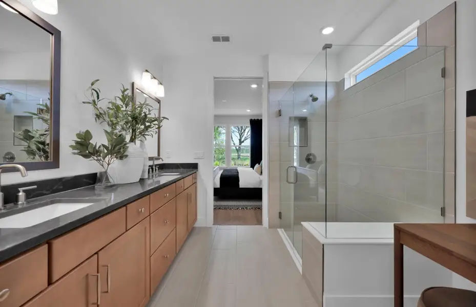 Representative furnished interior of a home built from the Palmary by Pulte Homes in Lakeview Estates, Palm Coast (Image 17).