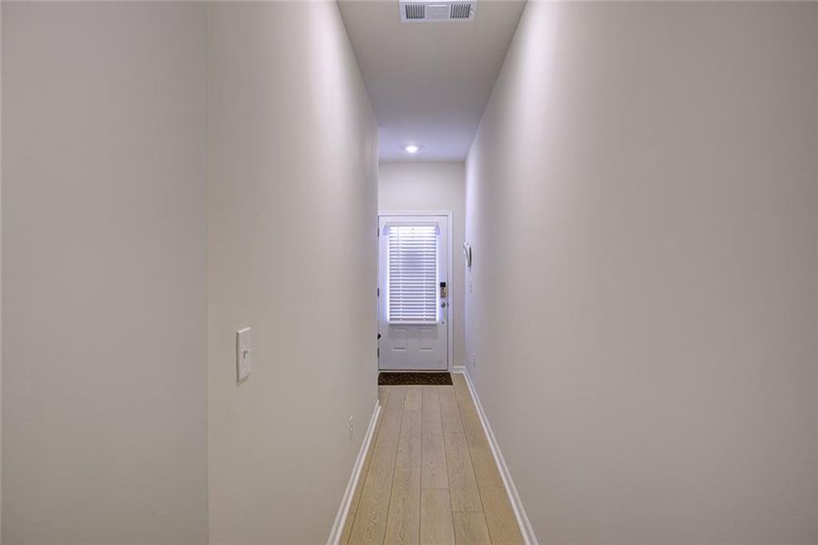 Spacious, unfurnished interior of a new home in , Lawrenceville (Image 23).