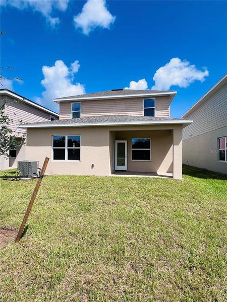 Exterior details and patio area of a home in , St. Cloud (Image 9).