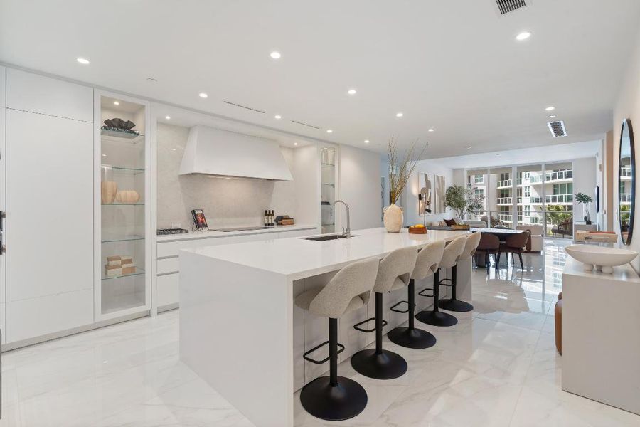 05-220 SE Mizner Blvd #611 Boca Raton, F 05-220 SE Mizner Blvd #611 Boca Raton, F