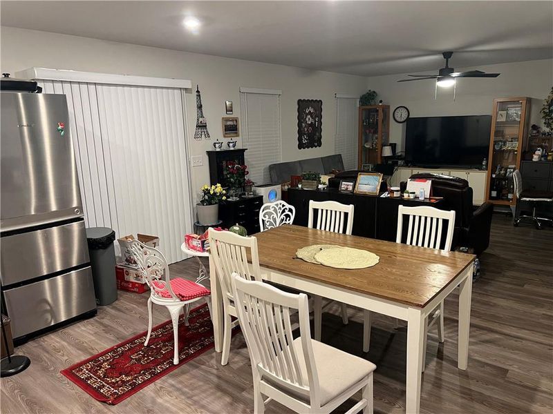 Furnished interior view inside a new home in , Lizella (Image 13).