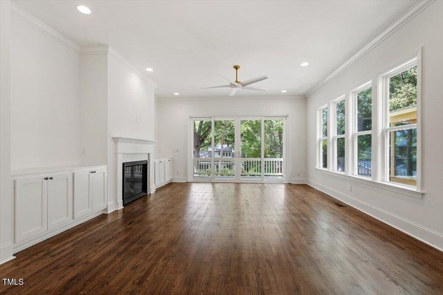 12-3302.5 Hall Place [2153293]_12