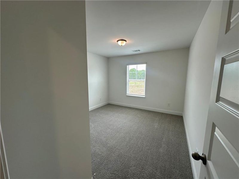 Spacious, unfurnished interior of a new home in Mulberry Summit, Flowery Branch (Image 17).