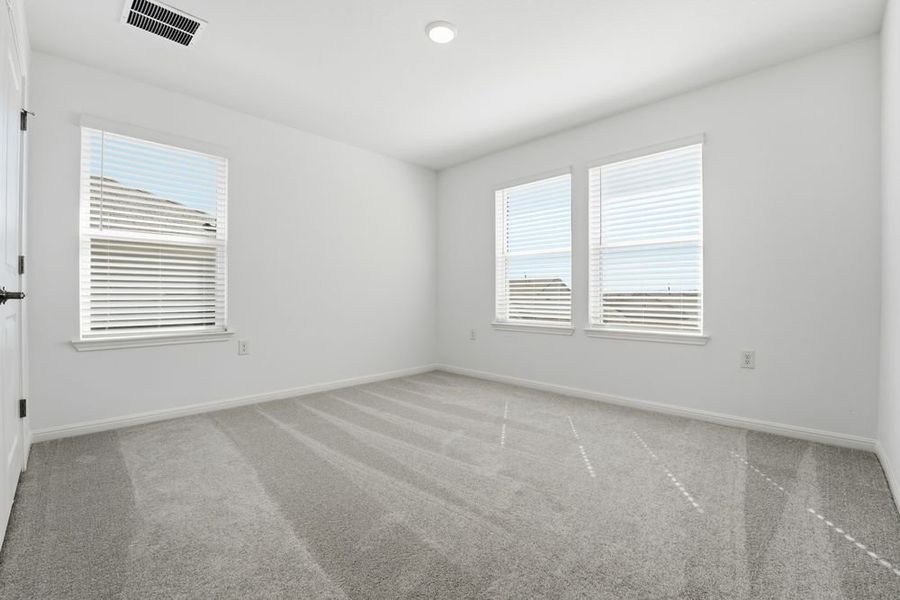 Spacious, unfurnished interior of a new home in Lisso, Pflugerville (Image 18).