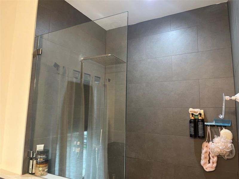 Image 28 of a home in . Image 28 of a home in .