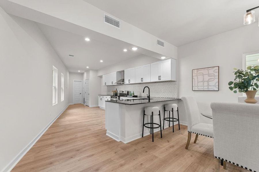 Furnished interior view inside a new home in , Dallas (Image 19).