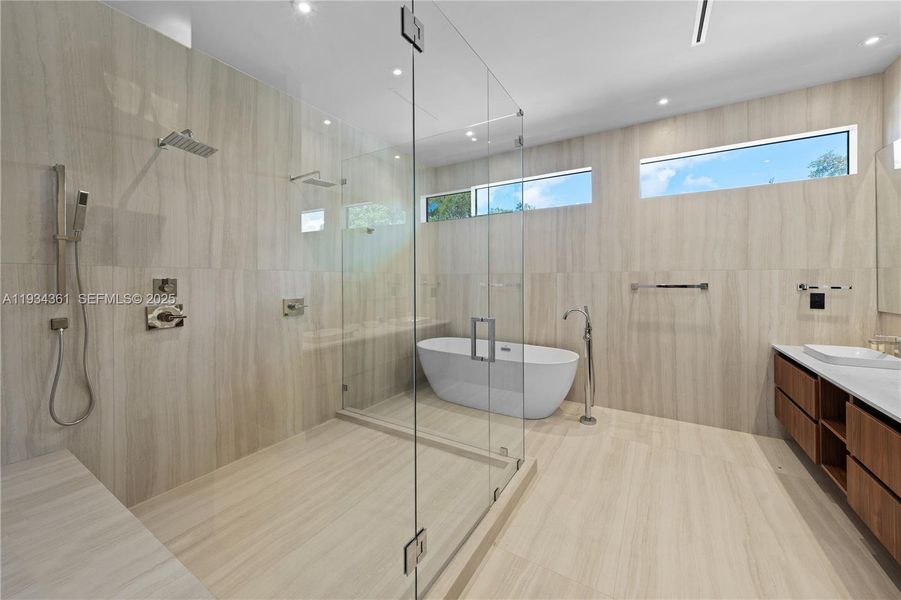 Furnished interior view inside a new home in , Miami (Image 39).