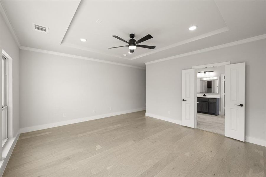 7124 Seagrove- Primary Suite-2