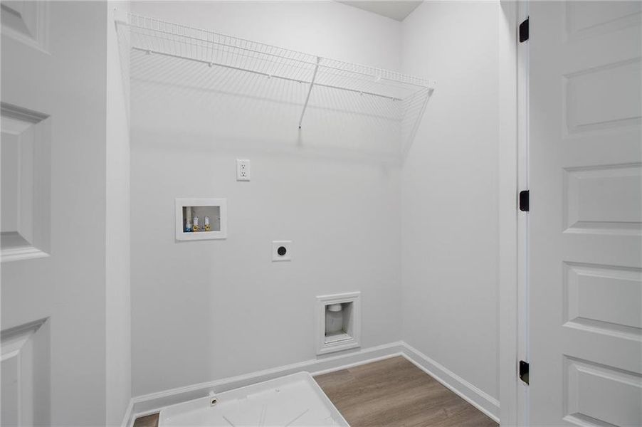 Spacious, unfurnished interior of a new home in , Mableton (Image 18).