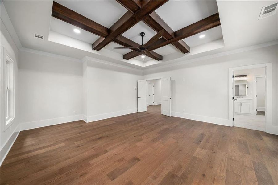 Spacious, unfurnished interior of a new home in , Atlanta (Image 60).