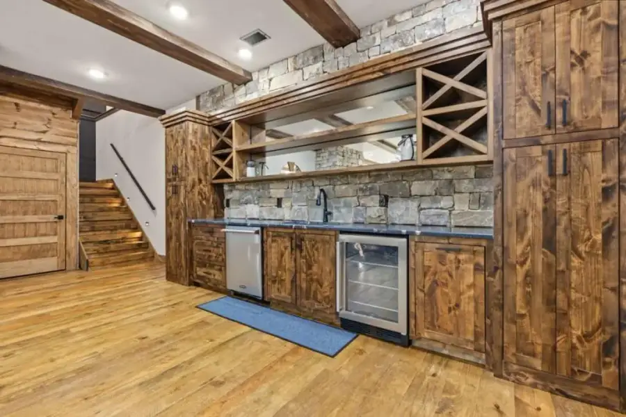 Image 57 of a home in .