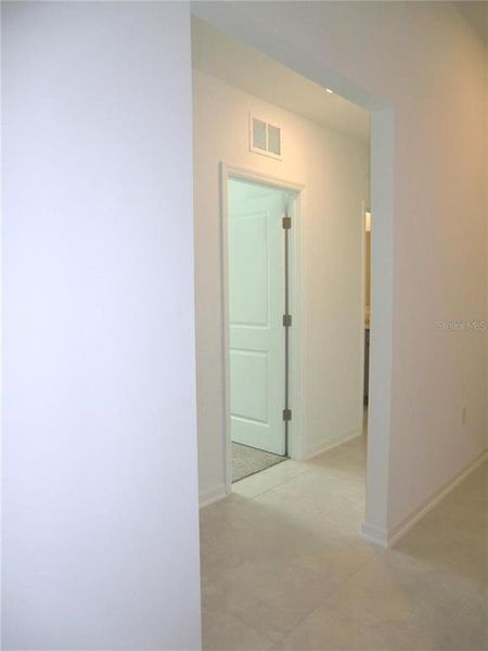 Spacious, unfurnished interior of a new home in Cascades: Grand Collection, Davenport (Image 23). Spacious, unfurnished interior of a new home in Cascades: Grand Collection, Davenport (Image 23).