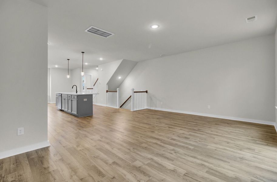 Spacious, unfurnished interior of a new home in Indigo Grove Townhomes, Johns Island (Image 20).