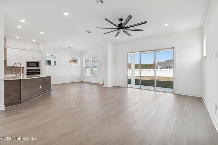 Spacious, unfurnished interior of a new home in Evergreen Island at Silverleaf - Executive, St. Augustine (Image 15).