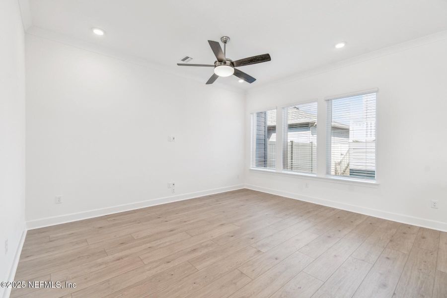 Spacious, unfurnished interior of a new home in Seven Pines 24' Rear Entry Townhomes, Jacksonville (Image 15).