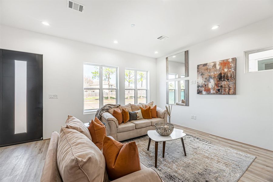 Image 7 of a home in .