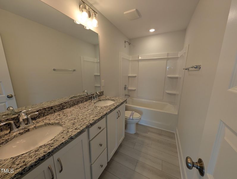 PXL_20250317_195947882