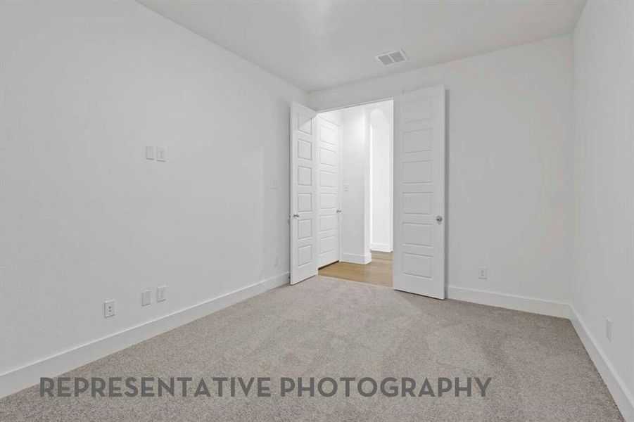 Spacious, unfurnished interior of a new home in Sandbrock Ranch, Aubrey (Image 18).