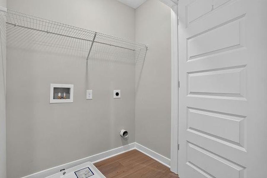 Spacious, unfurnished interior of a new home in The Cottages at East Lanier, Fayetteville (Image 16).