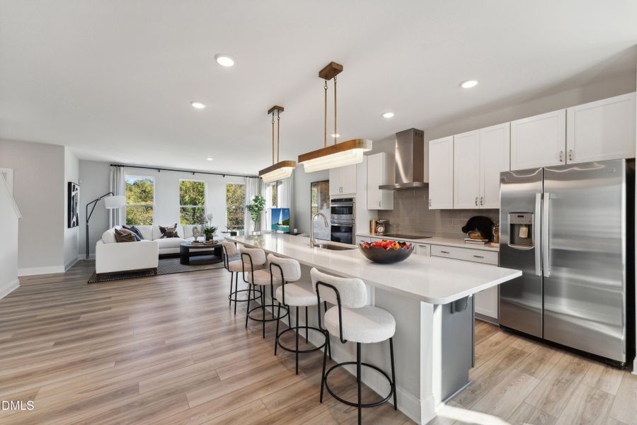 P_RAL_GRY_Julianne_INT_KIT_1 P_RAL_GRY_Julianne_INT_KIT_1