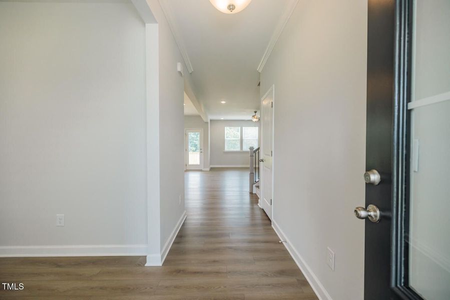 Spacious, unfurnished interior of a new home in Tobacco Road, Angier (Image 103). Spacious, unfurnished interior of a new home in Tobacco Road, Angier (Image 103).