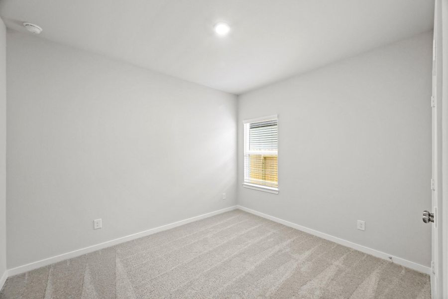 Spacious, unfurnished interior of a new home in Magnolia Springs, Montgomery (Image 31).