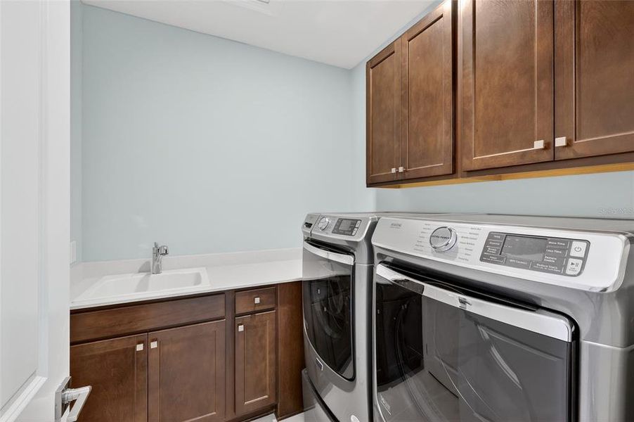 Furnished interior view inside a new home in , Lakewood Ranch (Image 55).