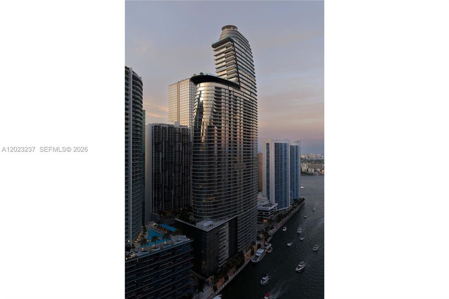 Condo located in Miami, FL showcasing its design and architecture (Image 3). Condo located in Miami, FL showcasing its design and architecture (Image 3).