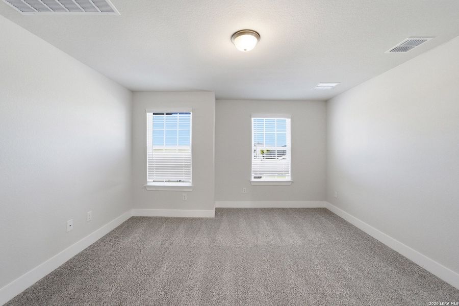 Spacious, unfurnished interior of a new home in Morgan Meadows, San Antonio (Image 31).