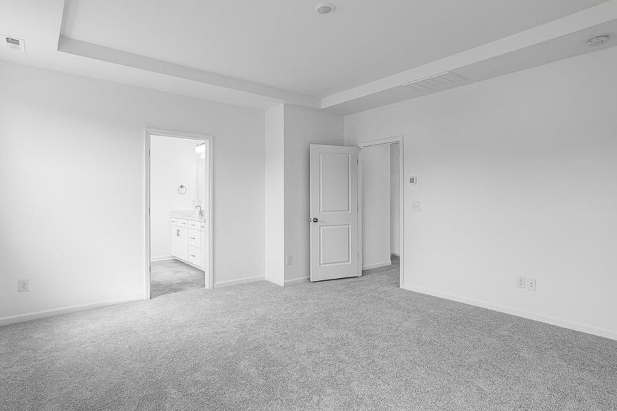 Representative unfurnished interior of a home built from the Madison Signature by Taylor Morrison in The Coves on Lake Wylie, Charlotte (Image 19).
