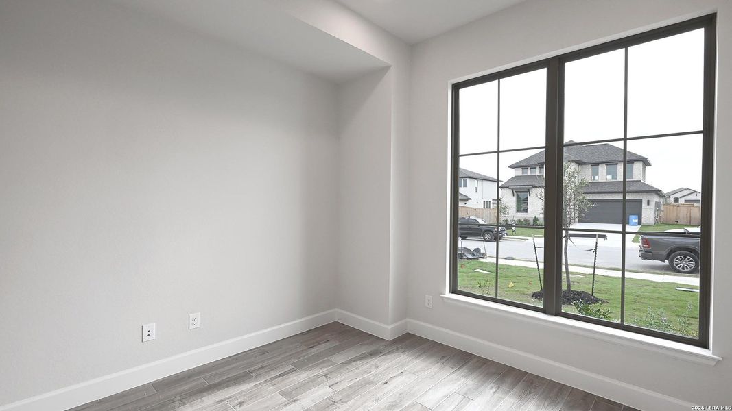 Spacious, unfurnished interior of a new home in The Parklands, Schertz (Image 25).