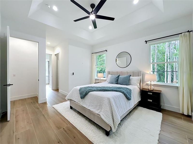 Furnished interior view inside a new home in , Orlando (Image 12).