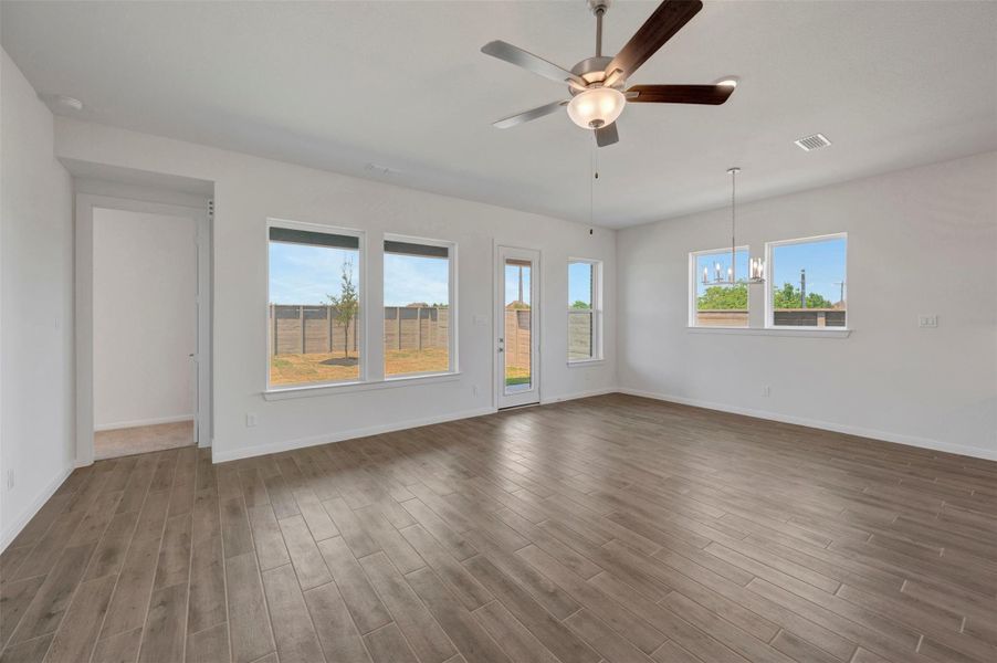 Spacious, unfurnished interior of a new home in Legacy - Retreat Collection, League City (Image 20).