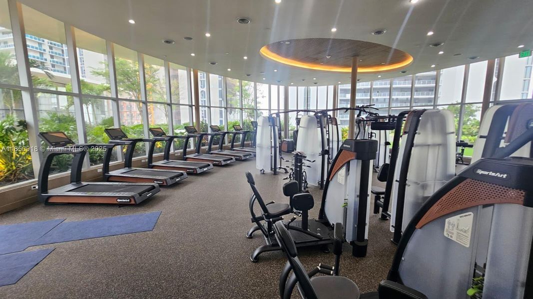 Image 47 of a home in .