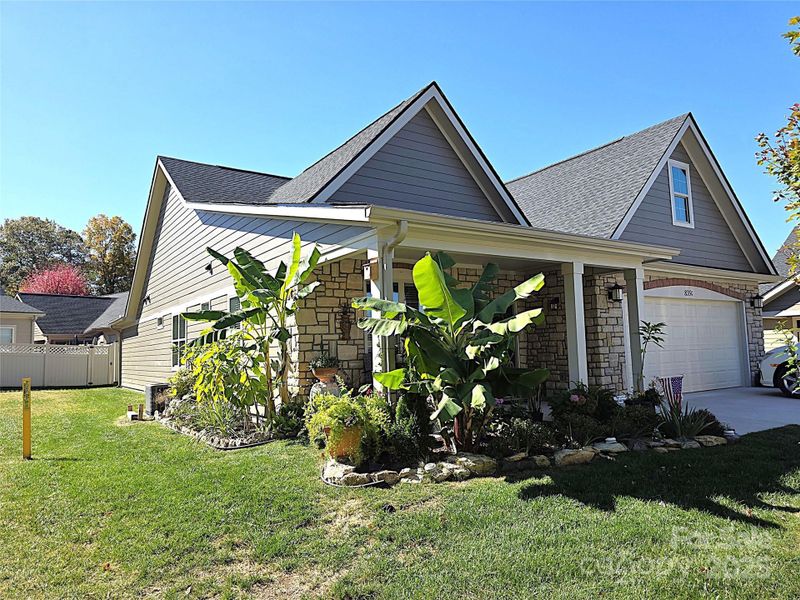 Image 27 of a home in .