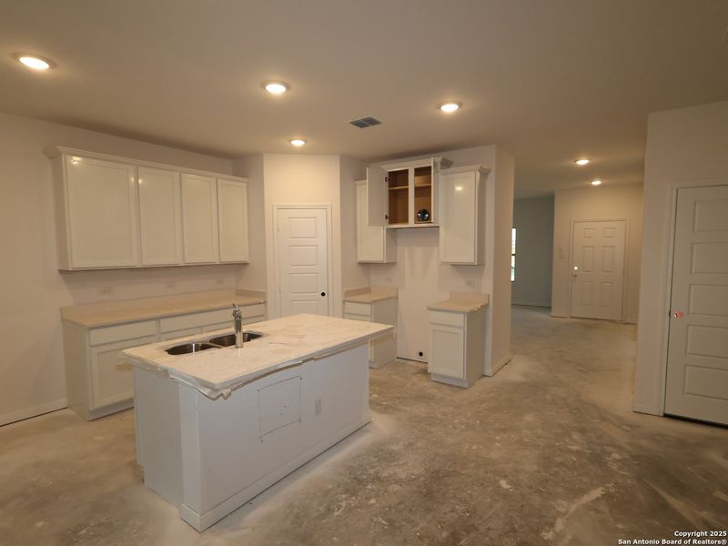 Image 29 of a home in Greenspoint Heights.