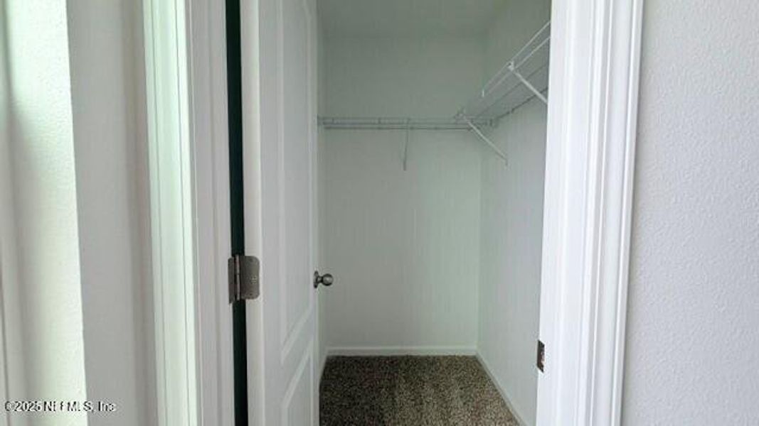 Spacious, unfurnished interior of a new home in Rookery, Green Cove Springs (Image 29).