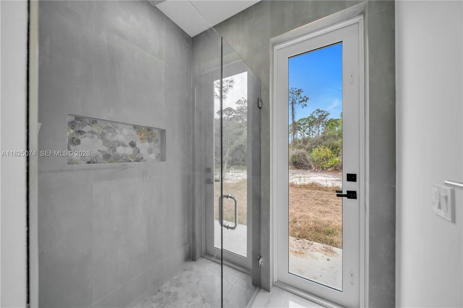 Image 47 of a home in .