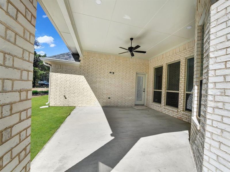 Exterior details and patio area of a home in , Azle (Image 3).